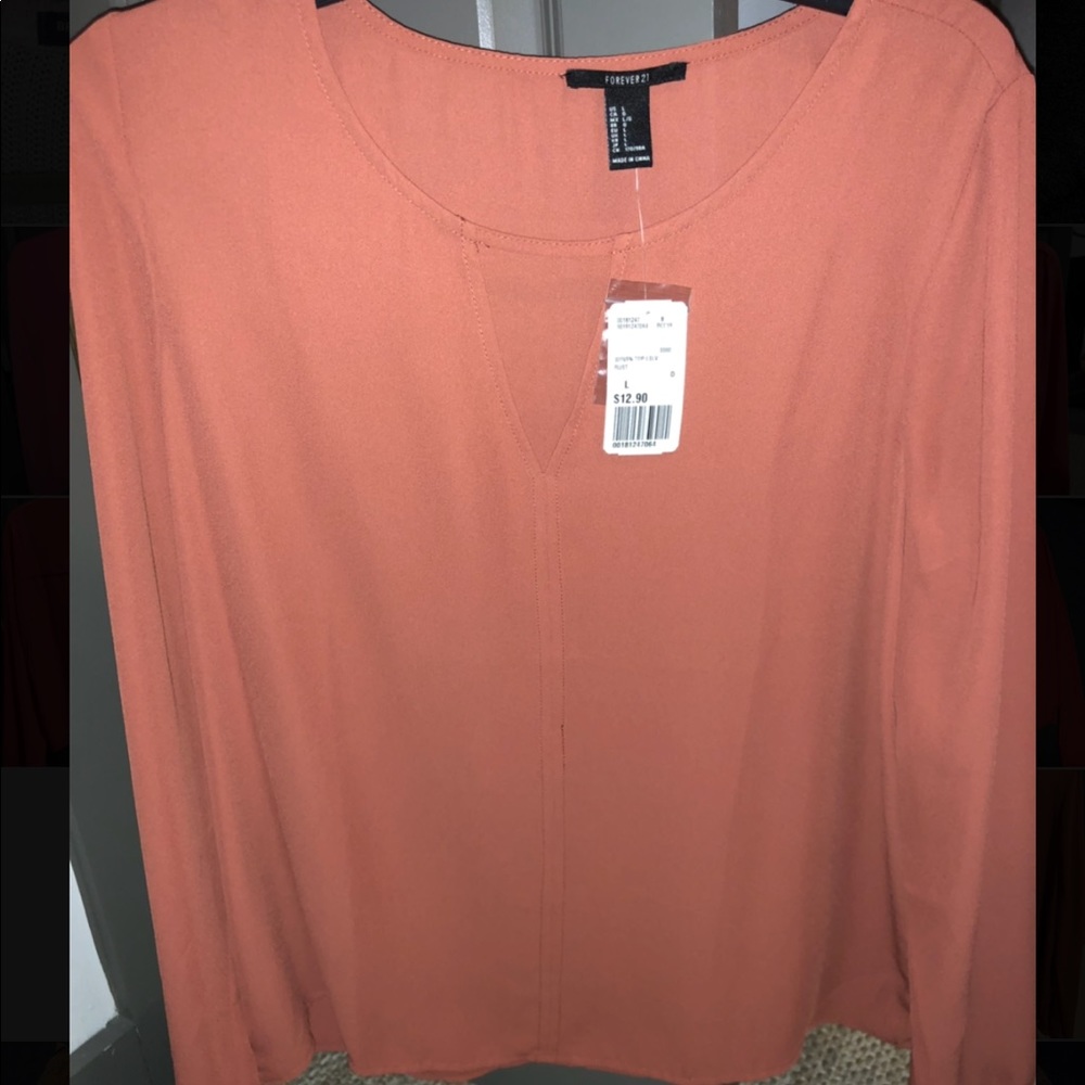 NWT Forever 21 cutout V long sleeve blouse
